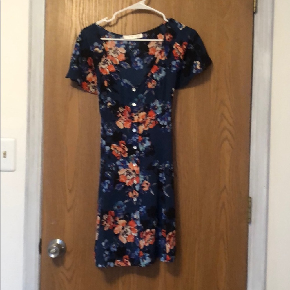 Short sleeved blue sheer a-line dress